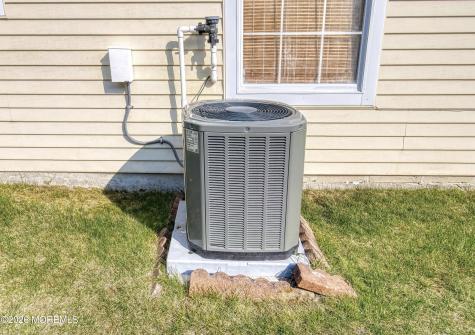 12 Dogwood Drive Barnegat NJ 08005