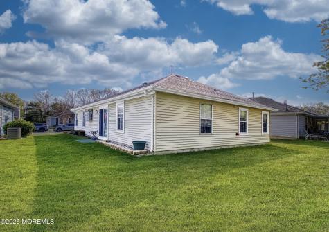 12 Dogwood Drive Barnegat NJ 08005