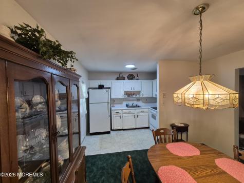 43 Maine Avenue Whiting NJ 08759