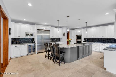 8 Duke Court Tinton Falls NJ 07724