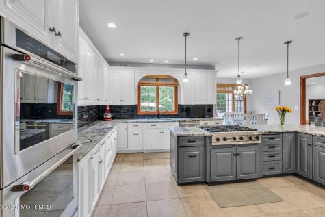 8 Duke Court Tinton Falls NJ 07724
