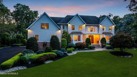 8 Duke Court Tinton Falls NJ 07724