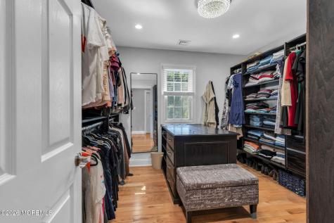8 Duke Court Tinton Falls NJ 07724