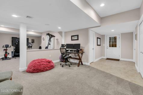 8 Duke Court Tinton Falls NJ 07724