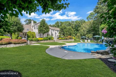 8 Duke Court Tinton Falls NJ 07724