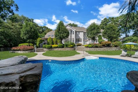 8 Duke Court Tinton Falls NJ 07724