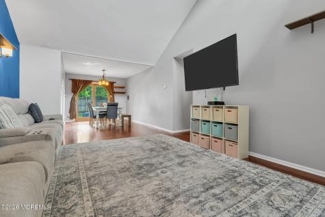 7 Sweetbriar Trail Howell NJ 07731