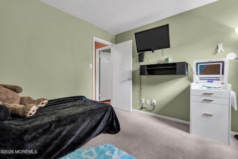 7 Sweetbriar Trail Howell NJ 07731