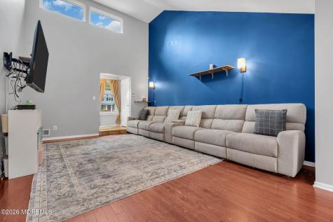7 Sweetbriar Trail Howell NJ 07731