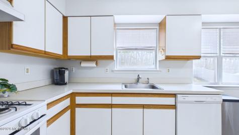 9 Netty Street Howell NJ 07731