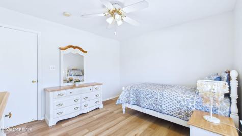 9 Netty Street Howell NJ 07731