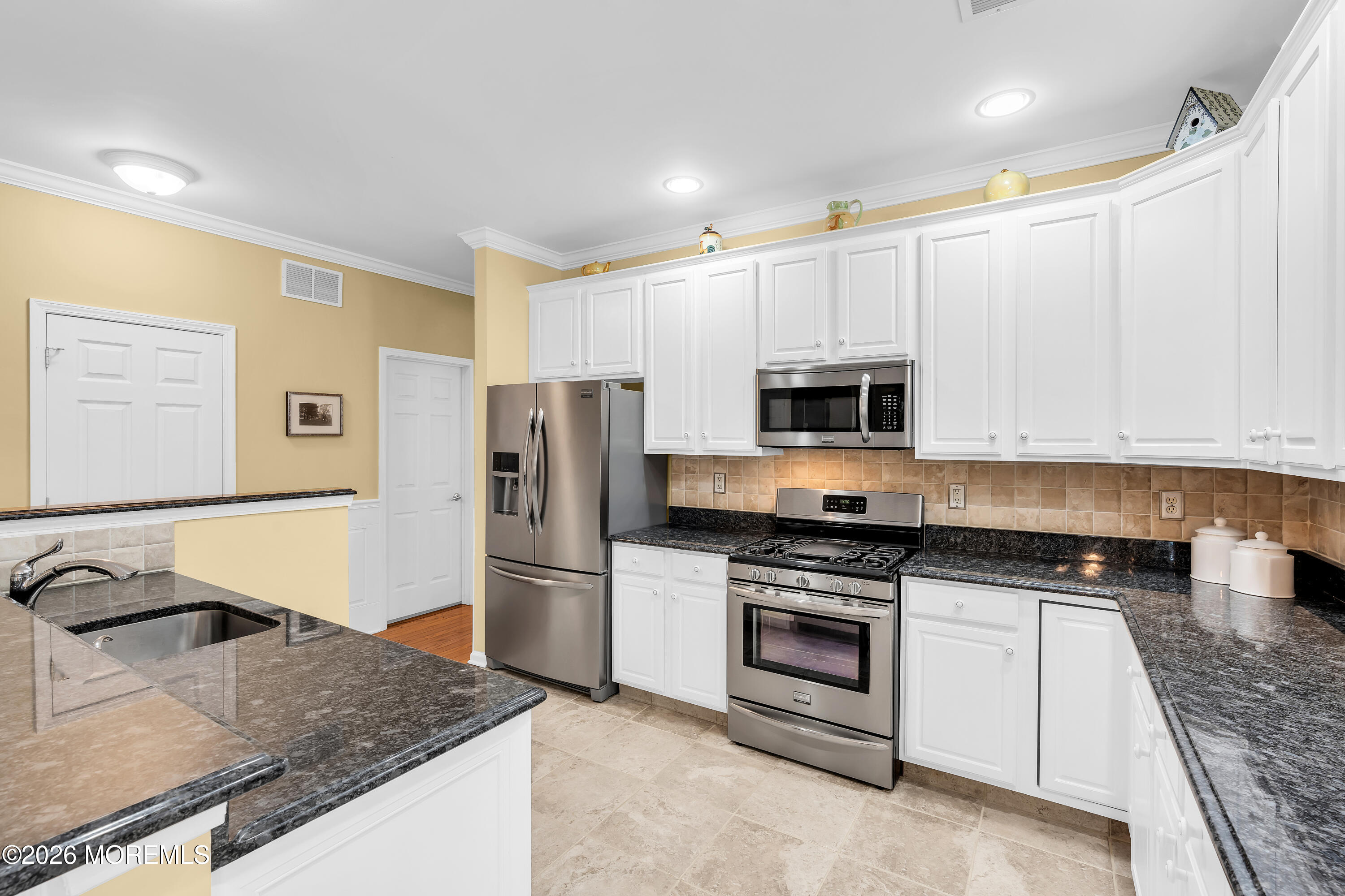18 Powderhorn Way Allentown NJ 08501