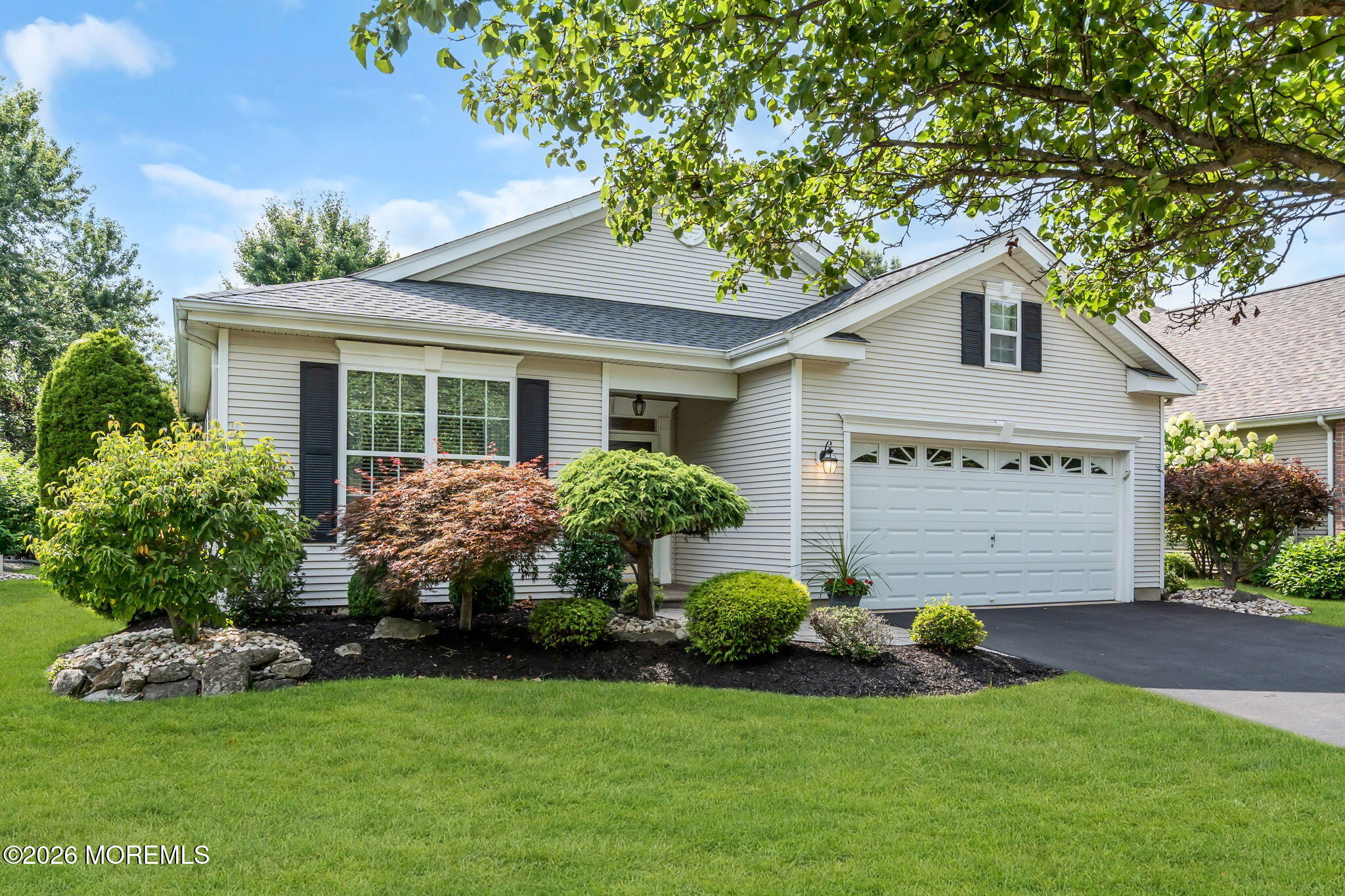 18 Powderhorn Way Allentown NJ 08501