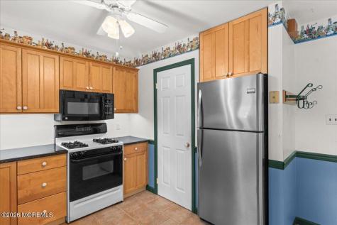 305 6th Street Waretown NJ 08758