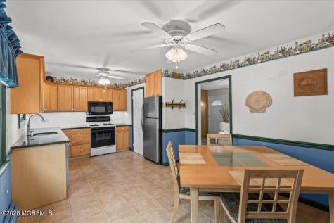 305 6th Street Waretown NJ 08758