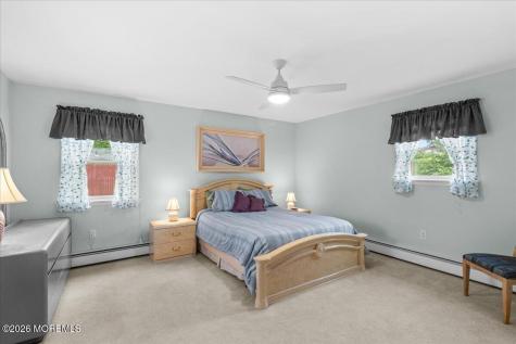 305 6th Street Waretown NJ 08758