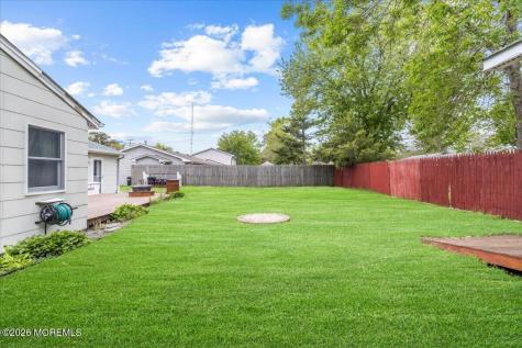 305 6th Street Waretown NJ 08758