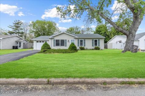 305 6th Street Waretown NJ 08758