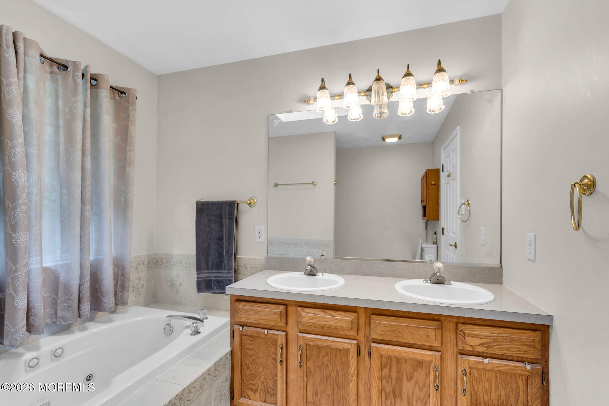 1 Woodland Avenue Cream Ridge NJ 08514