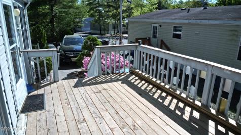 15 Oak Tree Lane Manahawkin NJ 08050