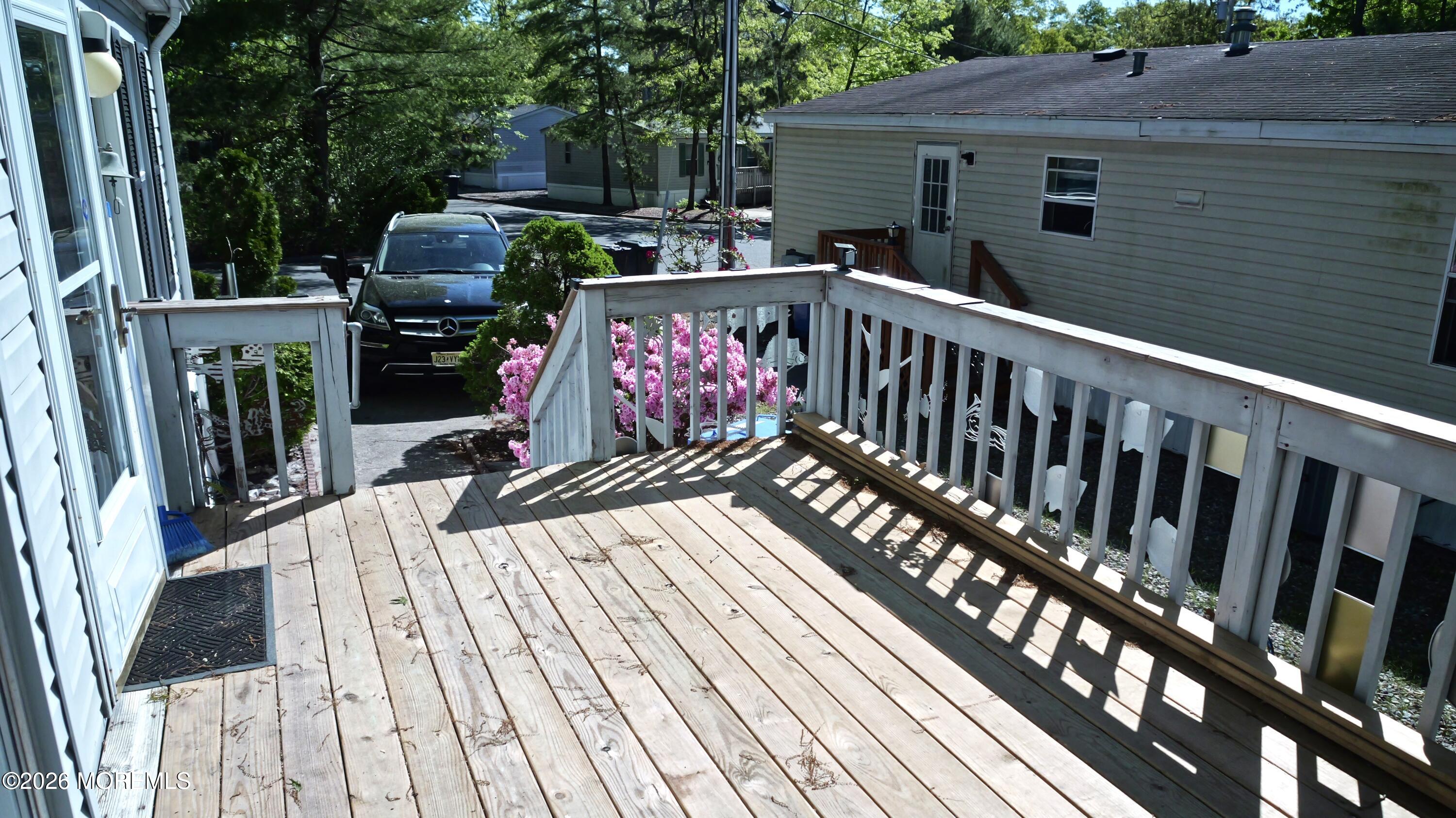 15 Oak Tree Lane Manahawkin NJ 08050