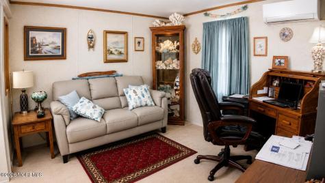 15 Oak Tree Lane Manahawkin NJ 08050