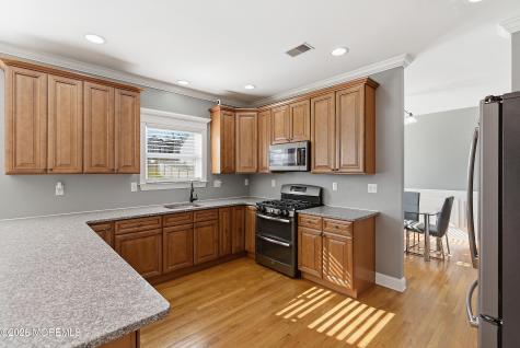 817 Locust Road Beachwood NJ 08722