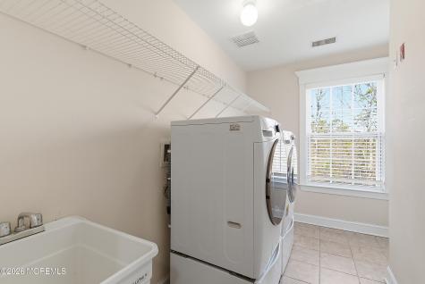 817 Locust Road Beachwood NJ 08722