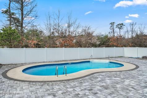 817 Locust Road Beachwood NJ 08722