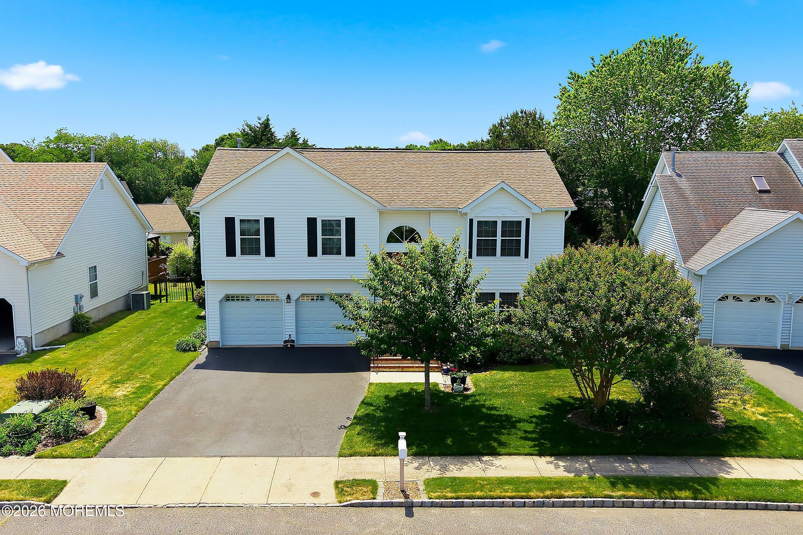 15 William Drive Howell NJ 07731