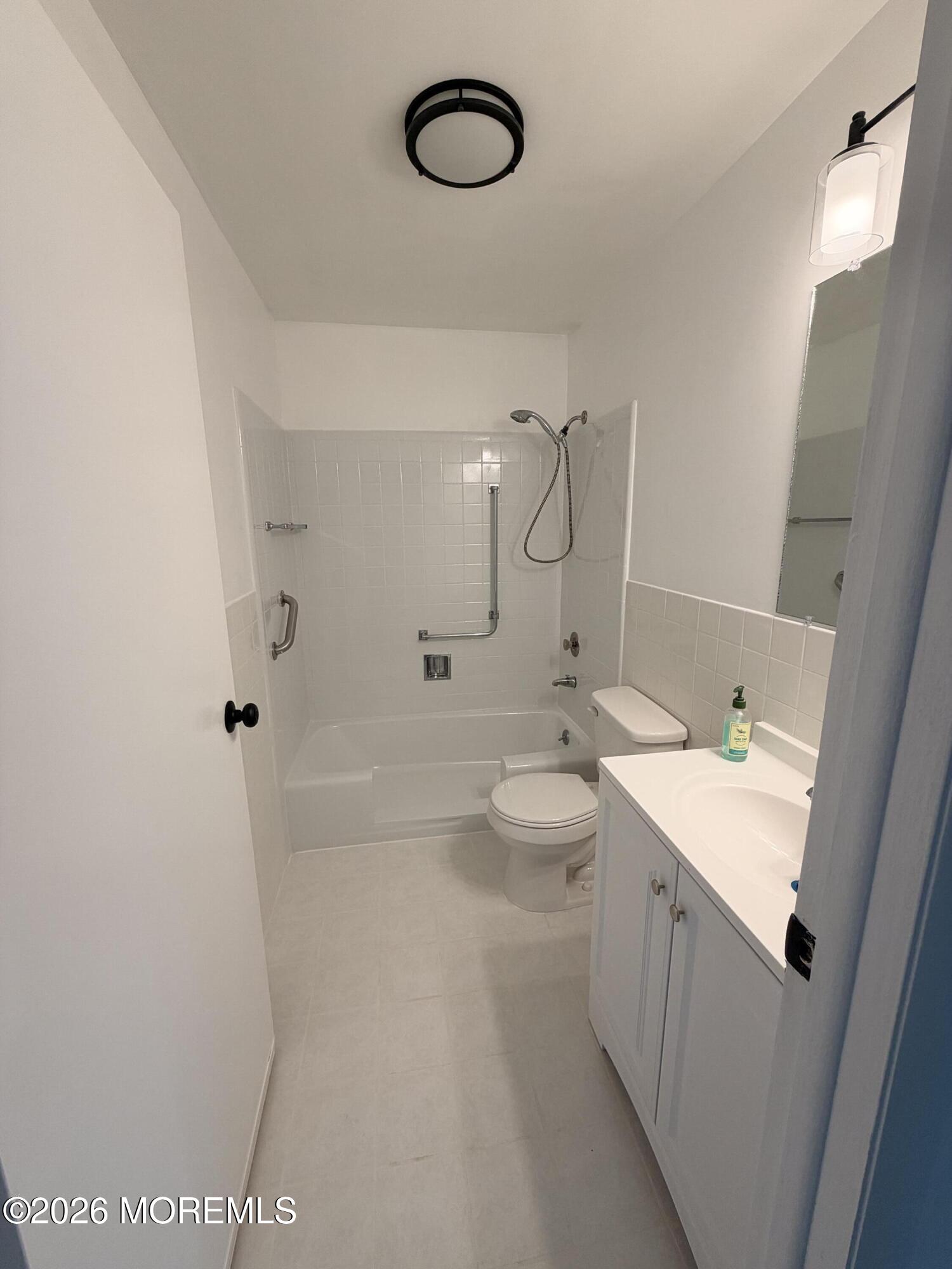 670A New Castle Court Lakewood NJ 08701