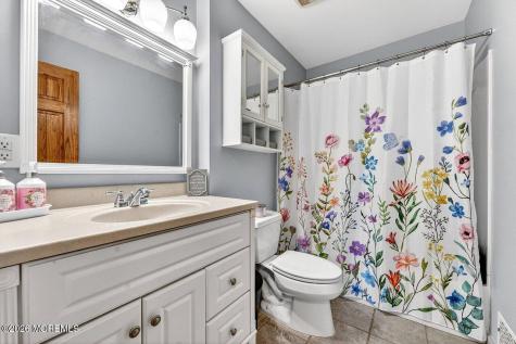 33 Bayberry Lane New Monmouth NJ 07748
