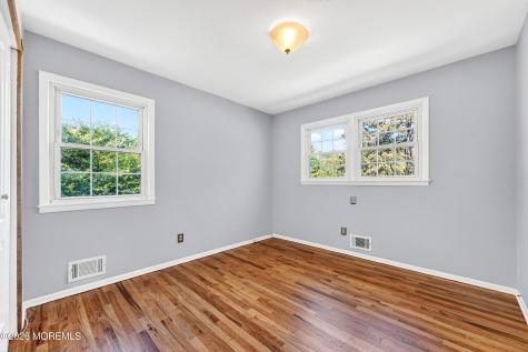 33 Bayberry Lane New Monmouth NJ 07748