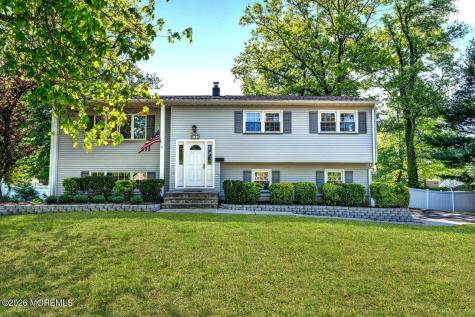 33 Bayberry Lane New Monmouth NJ 07748