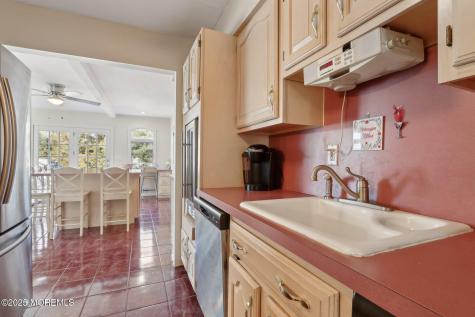 902 Claridge Drive Spring Lake Heights NJ 07762