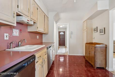902 Claridge Drive Spring Lake Heights NJ 07762