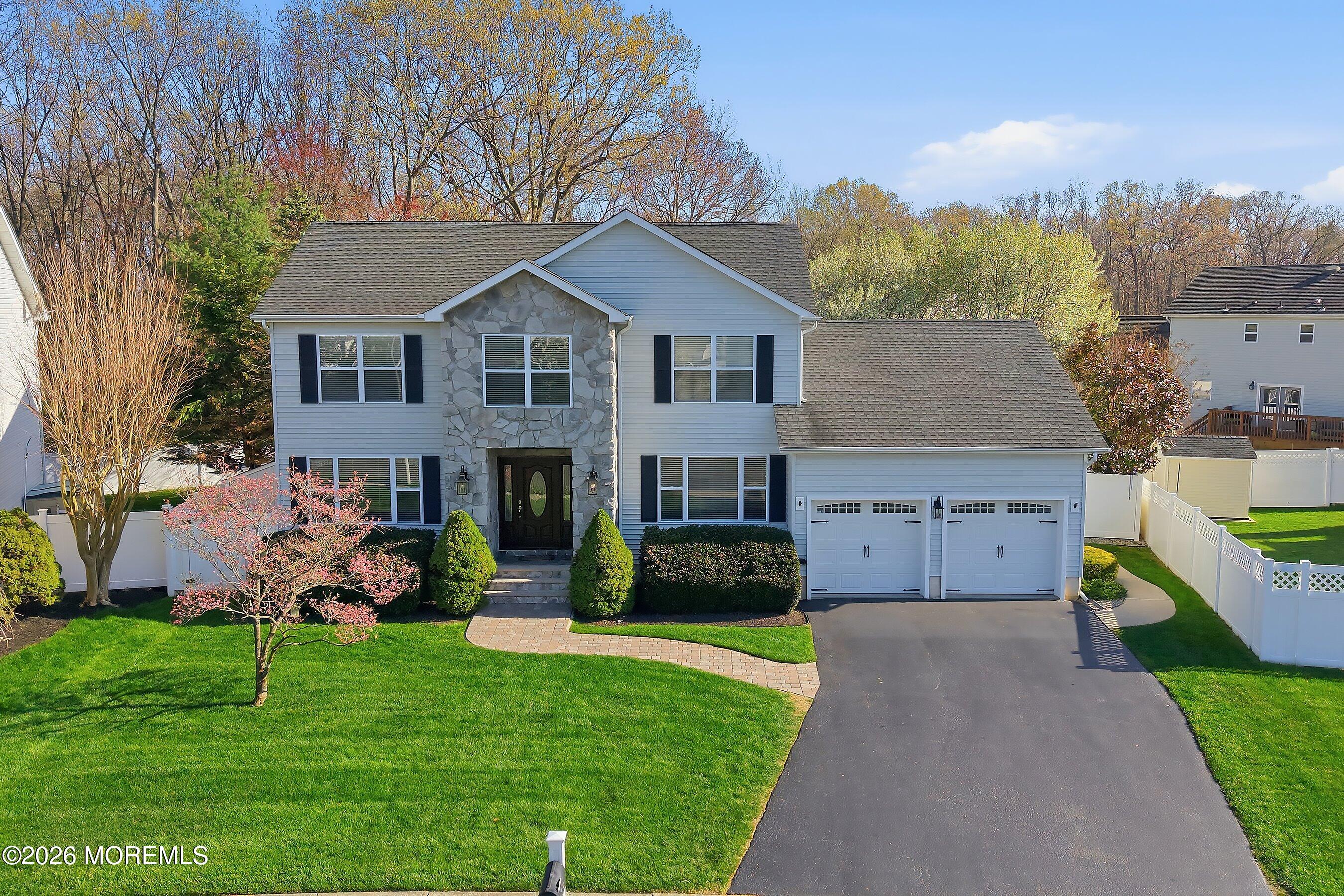 23 Paulette Lane Howell NJ 07731
