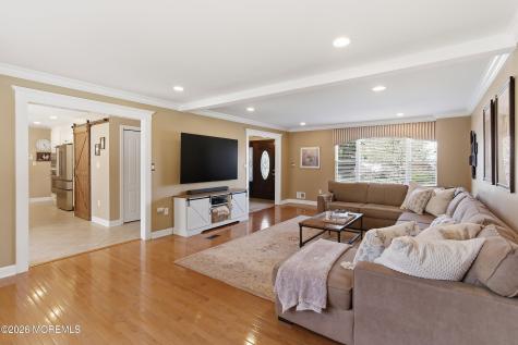 23 Paulette Lane Howell NJ 07731