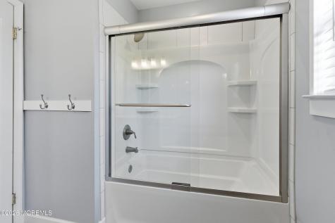 23 Paulette Lane Howell NJ 07731