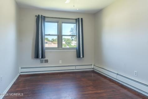 31 Kim Lane Toms River NJ 08755