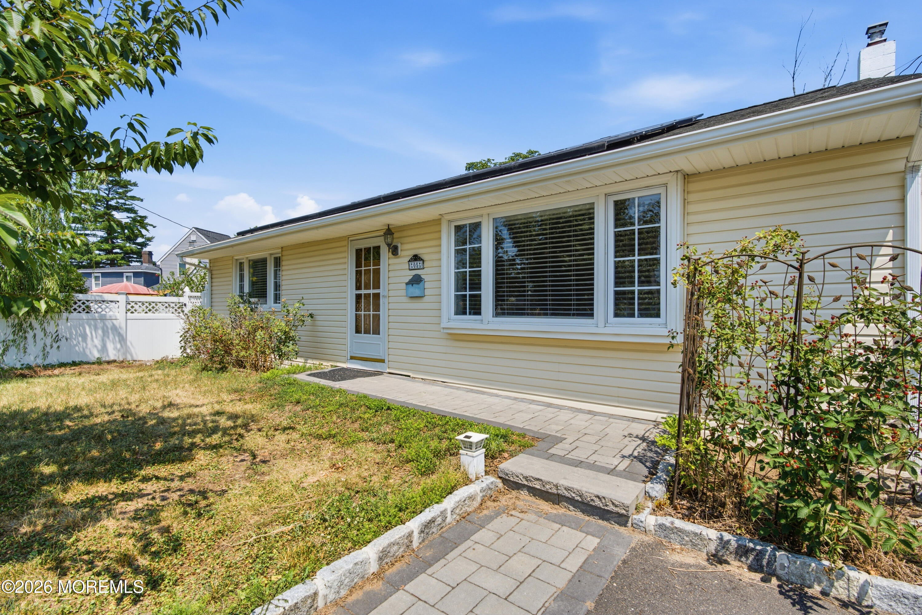 5 Snyder Lane Keyport NJ 07735