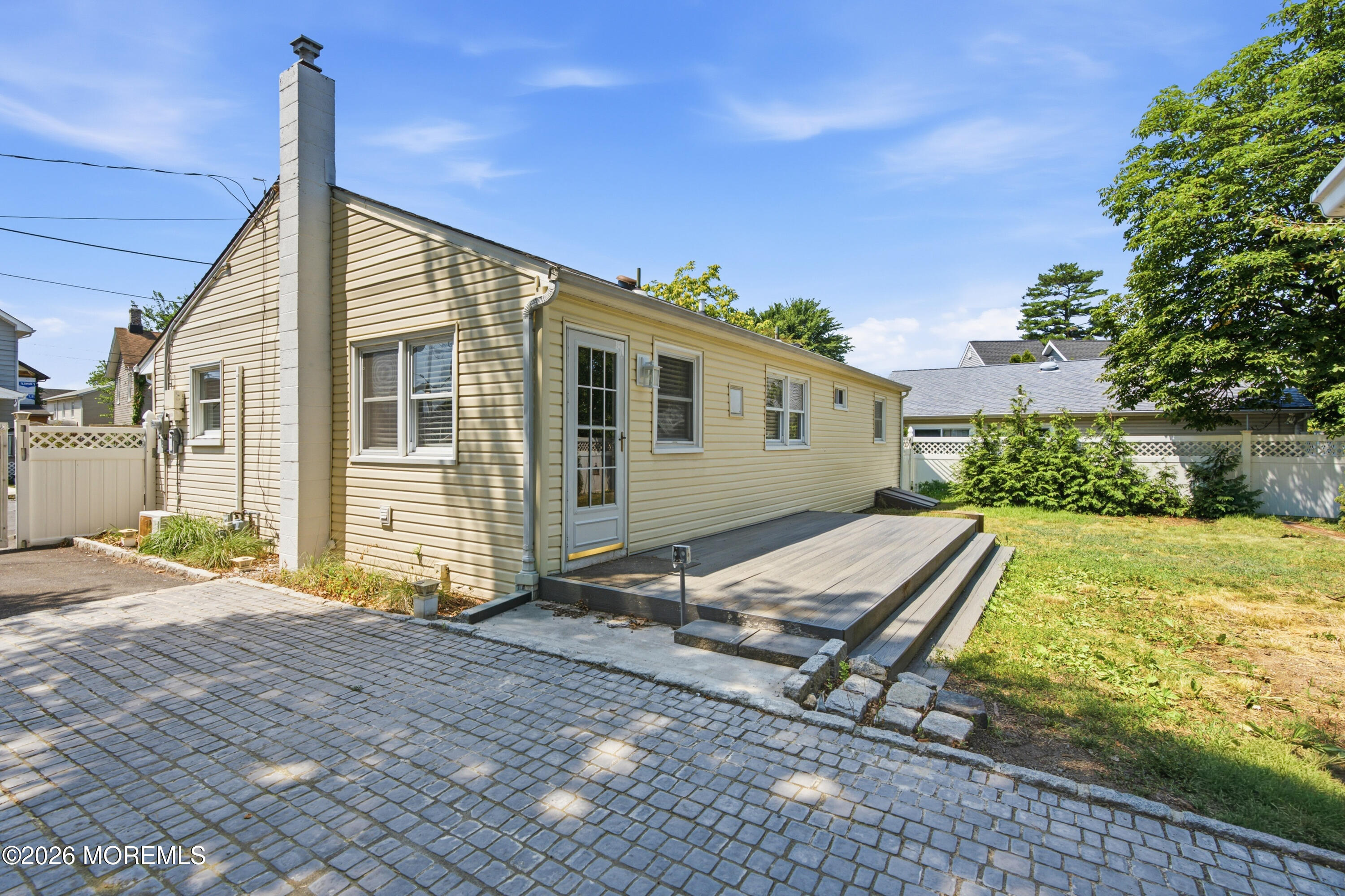5 Snyder Lane Keyport NJ 07735
