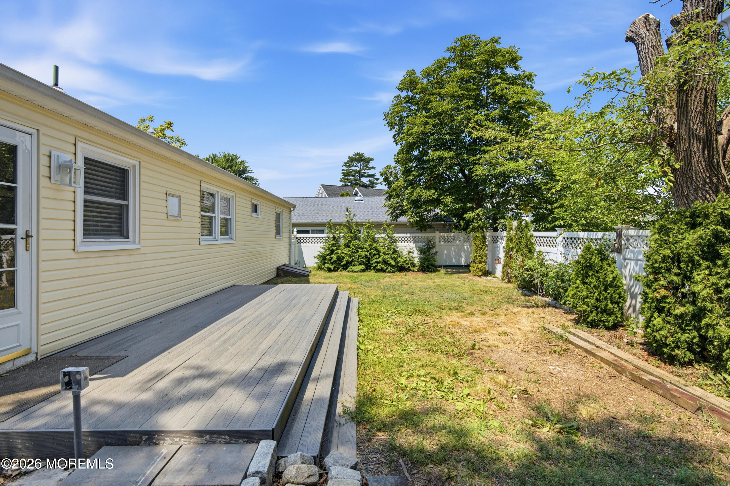 5 Snyder Lane Keyport NJ 07735