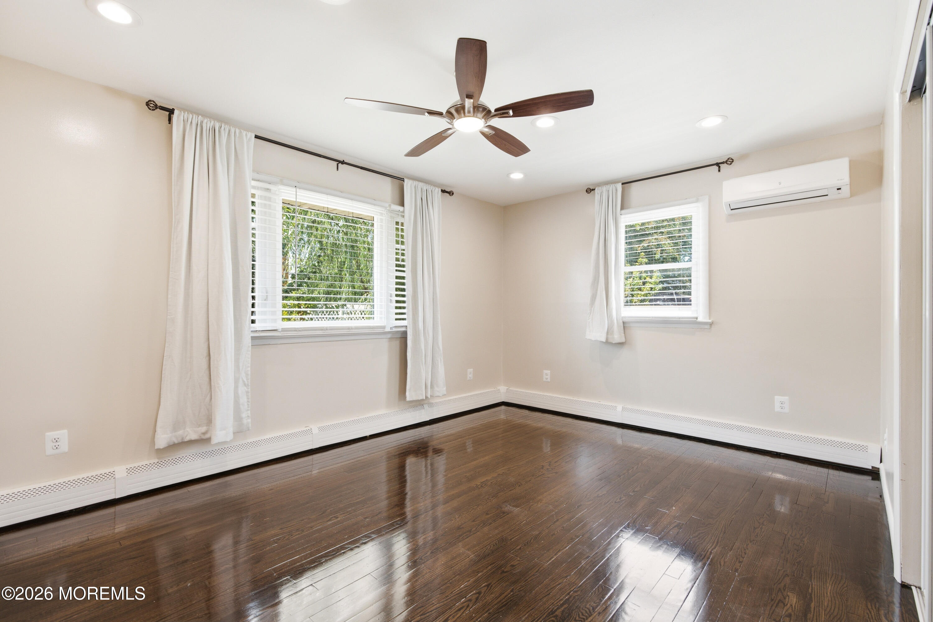 5 Snyder Lane Keyport NJ 07735