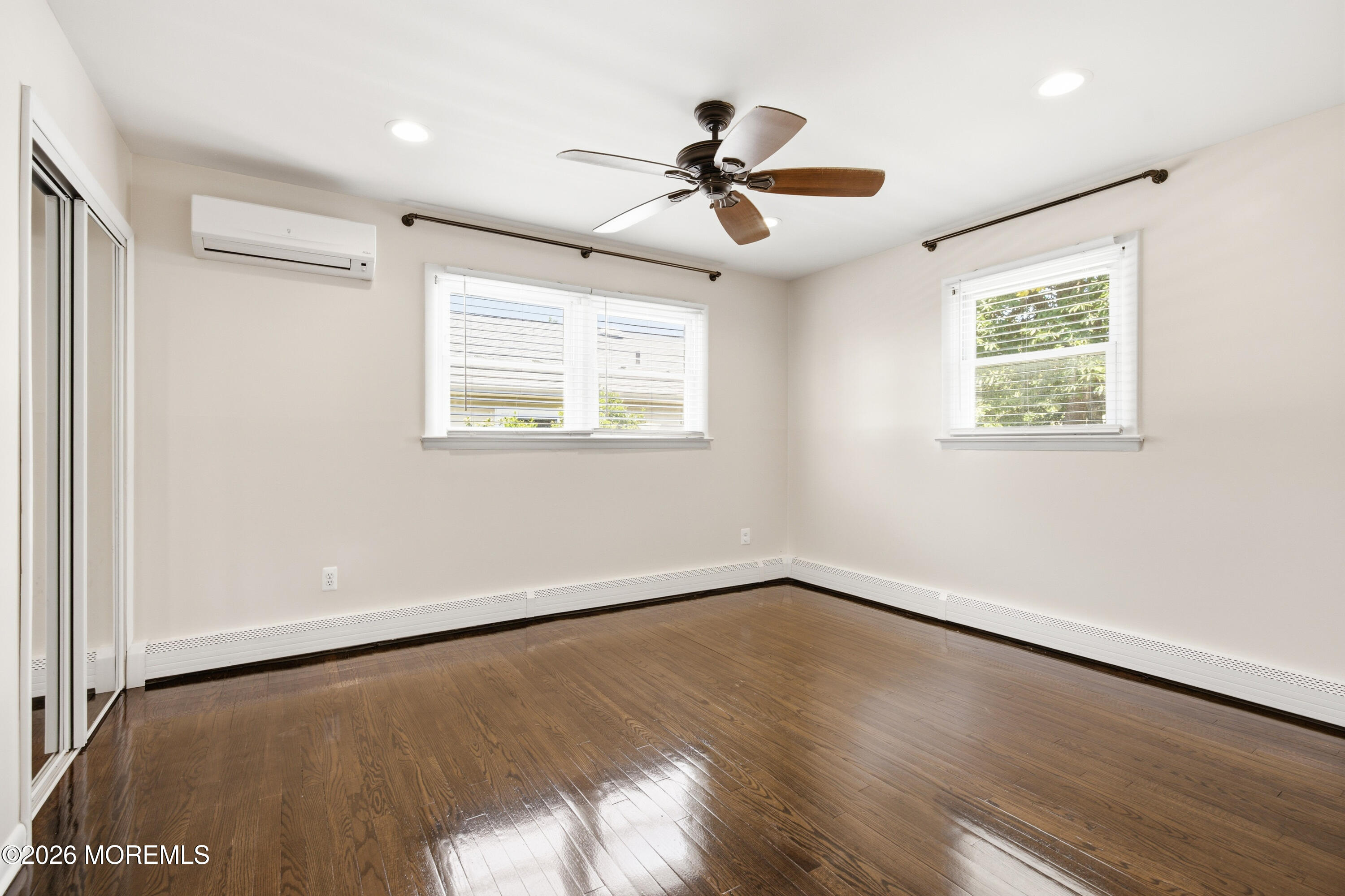 5 Snyder Lane Keyport NJ 07735