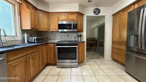 18 Erin Lane Old Bridge NJ 08857
