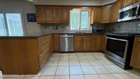 18 Erin Lane Old Bridge NJ 08857