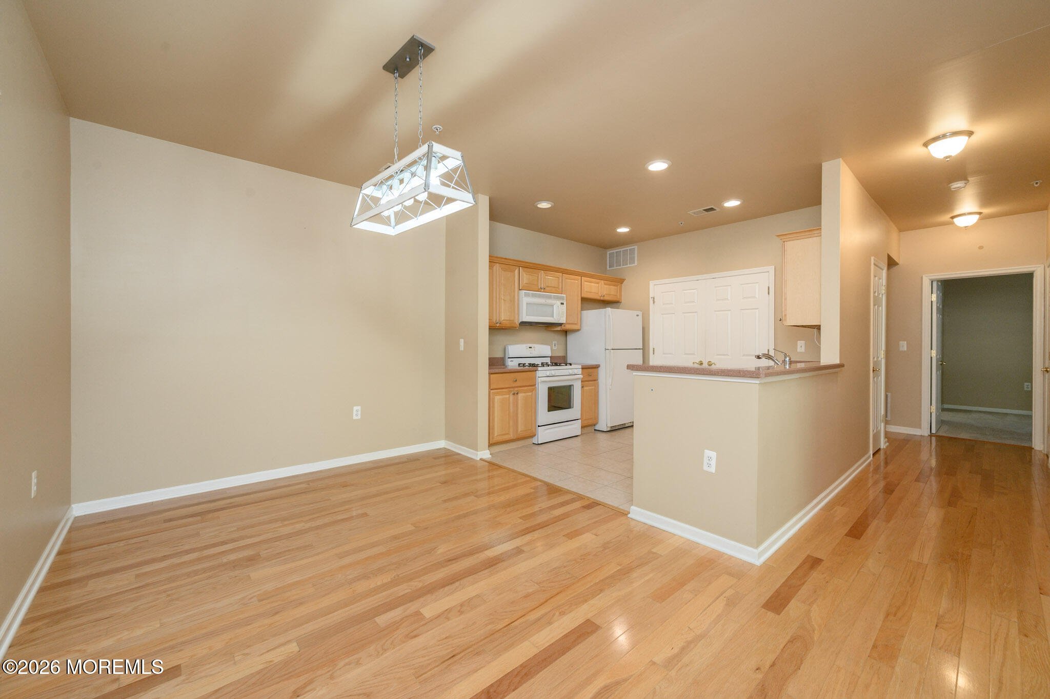 219 Sophee Lane Lakewood NJ 08701