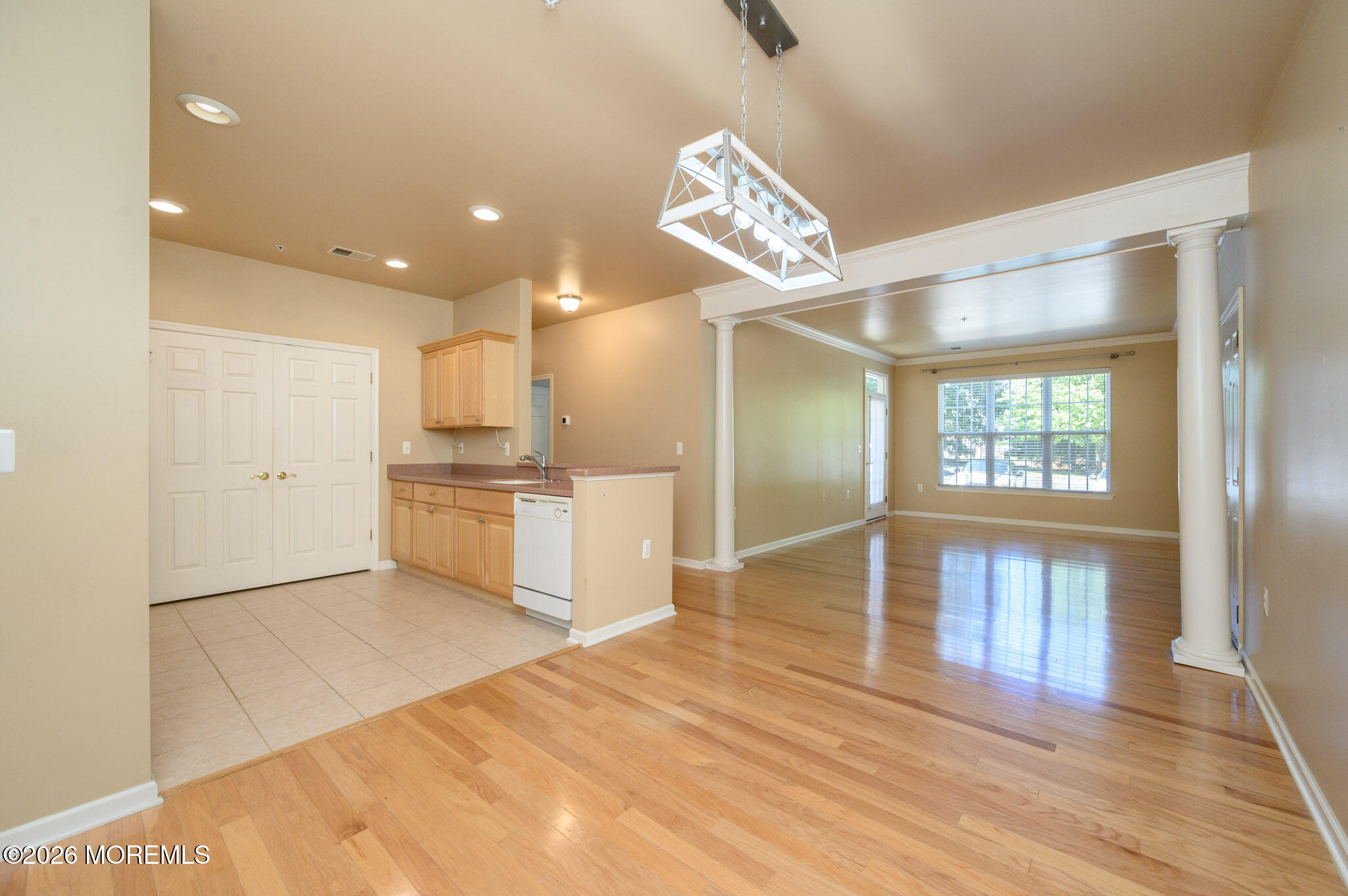 219 Sophee Lane Lakewood NJ 08701