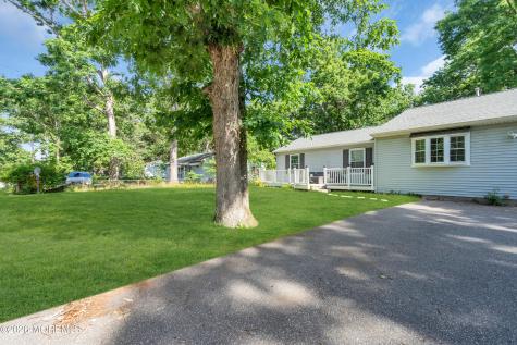 155 Lucy Road Lakewood NJ 08701